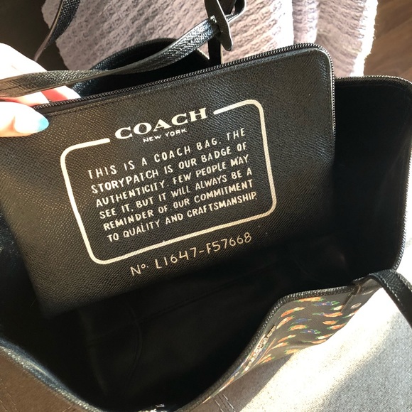 Beautiful Coach Purse  - Picture 3 of 8